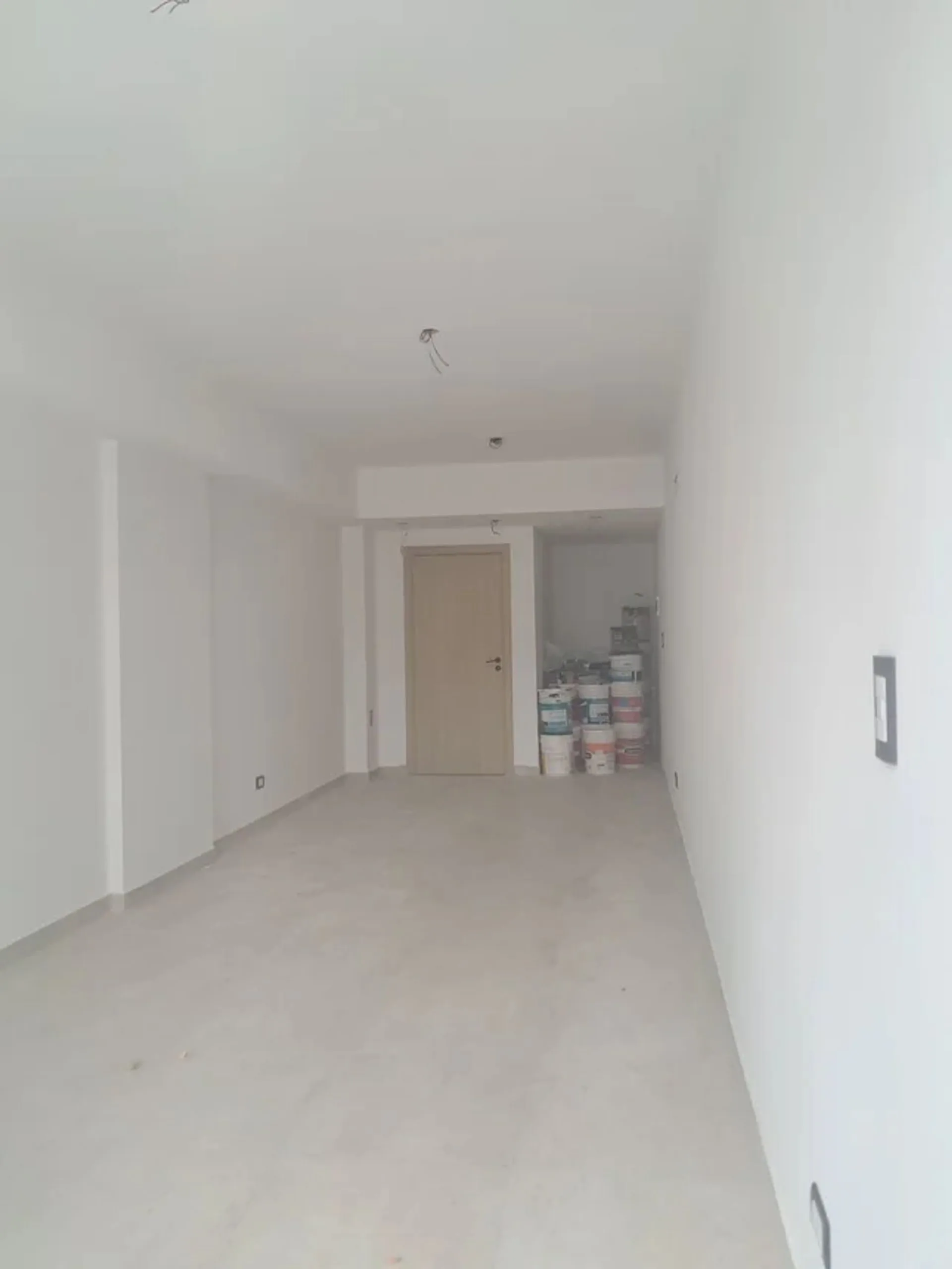 VENTA LOCAL A ESTRENAR  EN PARQUE CHAS foto 3