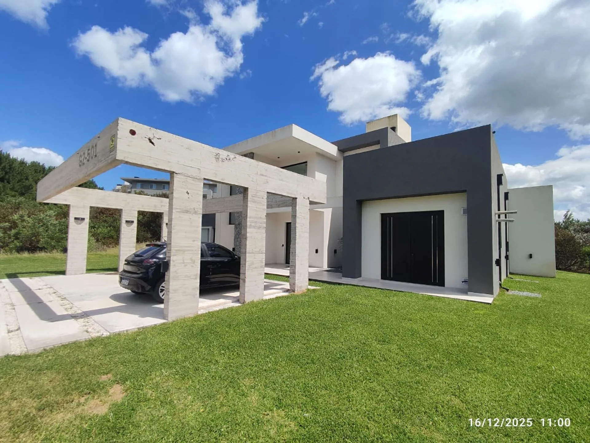 venta casa a estrenar 6 ambiente Costa Esmeralda foto 3