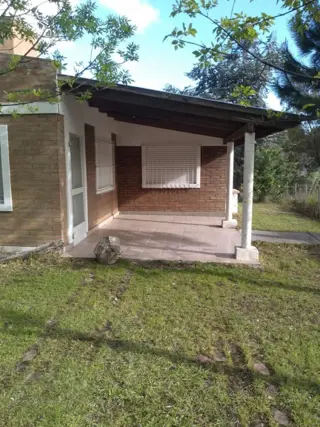Excelentes dos Casas en Pehuen Co a 4 cuadras del mar foto 2