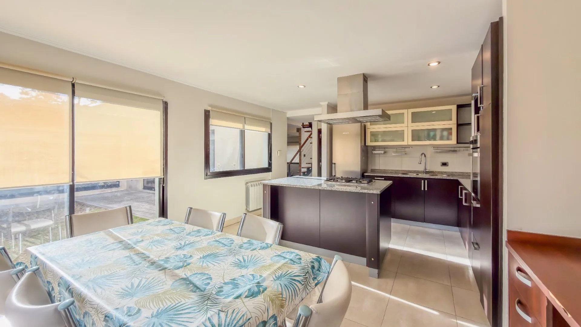 VENTA CASA 5 MODERNA QUINCHO JARDIN PUNTA MOGOTES foto 5