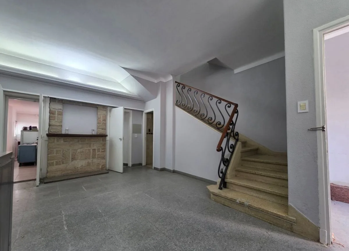 VENTA. CASA 7 AMB. COCHERA. VILLA URQUIZA. CABA foto 5