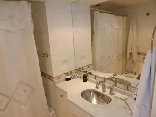 Duplex en 3 Plantas con Pleyroom, Cochera y jardín foto 4
