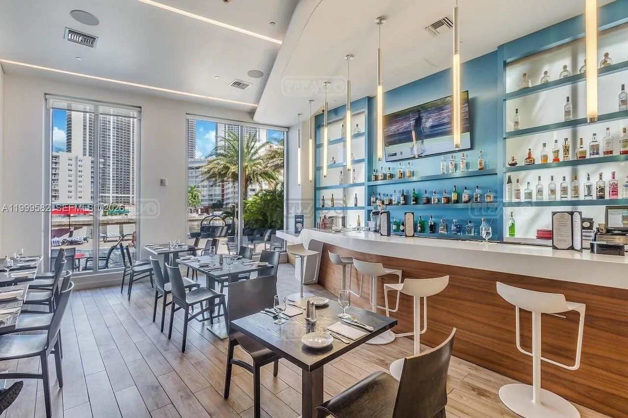2602 E Hallandale Beach Blvd #1207 2600 foto 3