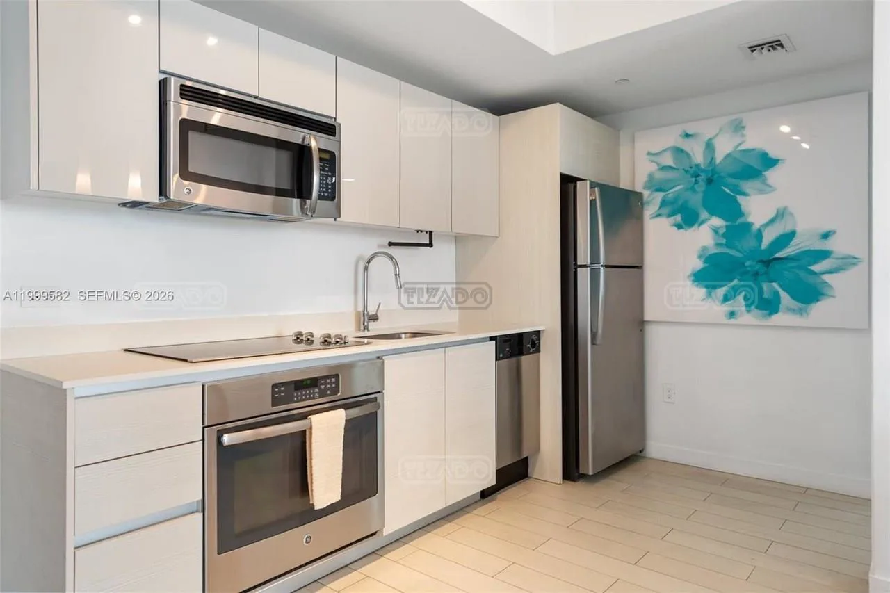 2602 E Hallandale Beach Blvd #1207 2600 foto 4