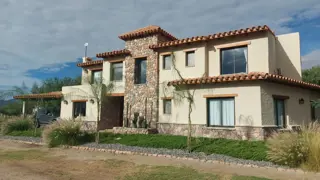 CAFAYATE -Excelente Casa foto 2