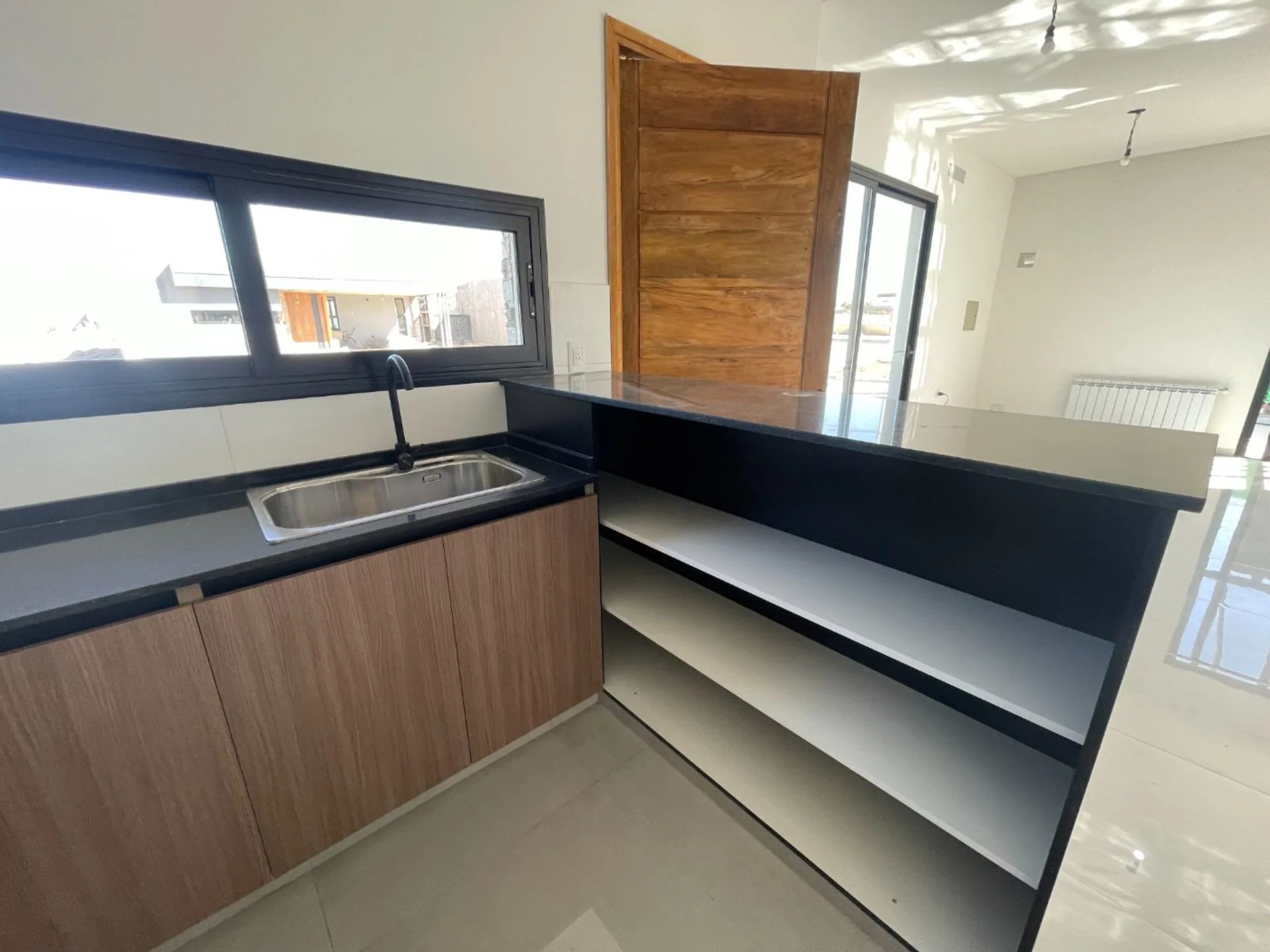 VENTA - CASA Bº PRIVADO 3 HABITACIONES - MAIPU foto 5