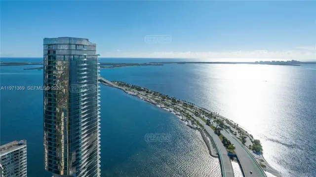 175 SE 25rd #2802 100