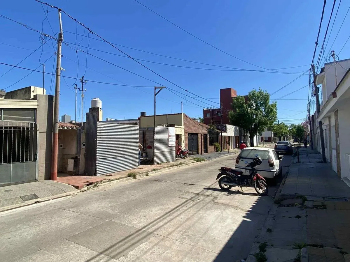 VENTA DEPARTAMENTO 1 DORMITORIO ZONA JERARQUICOS foto 2