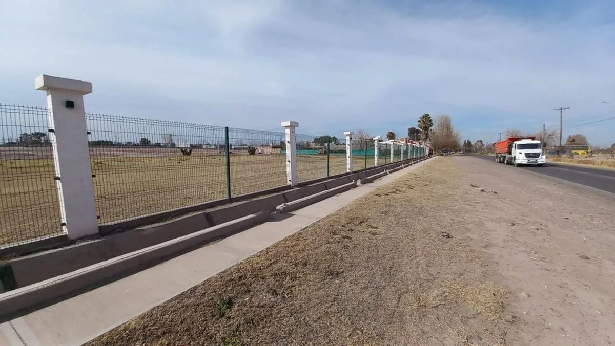 Venta lote en barrio distrito Azcuenaga 507 mts foto 4