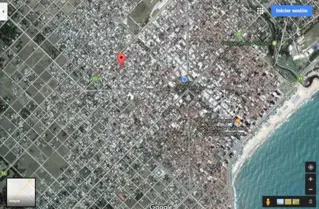 VENTA DE CASA MAS DEPARTAMENTO SOBRE AMPLIO LOTE Y MUY BIEN UBICADO foto 1