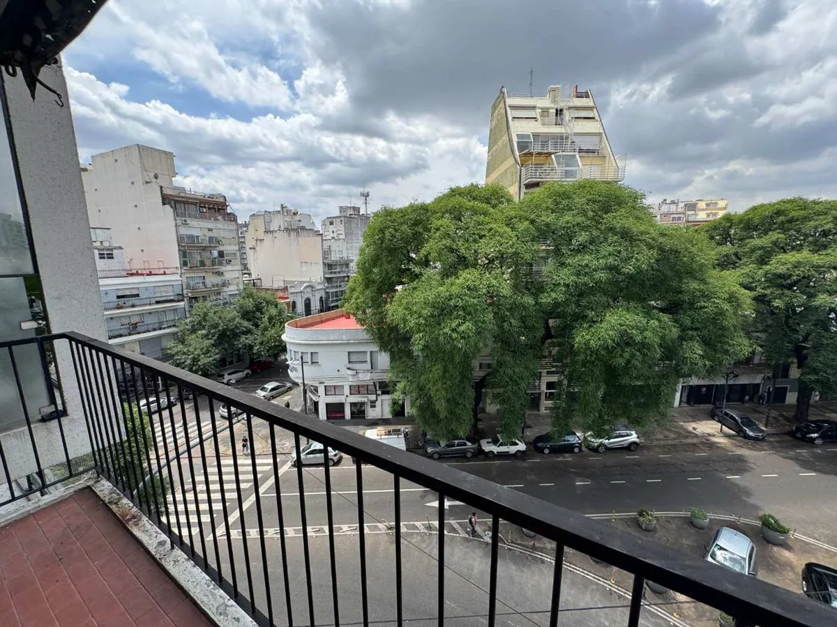 VENTA 2 AMBIENTES CON BALCON CORRIDO VILLA CRESPO foto 2