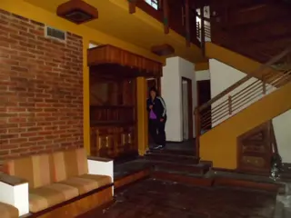 VENTA IMPORTANTE CHALET EN LA PERLA foto 3