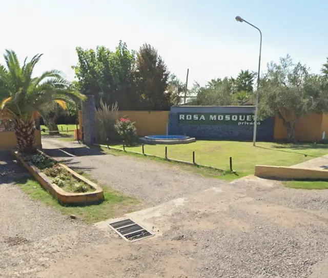 Venta casa/lote en obra grueso Primavera Mendoza