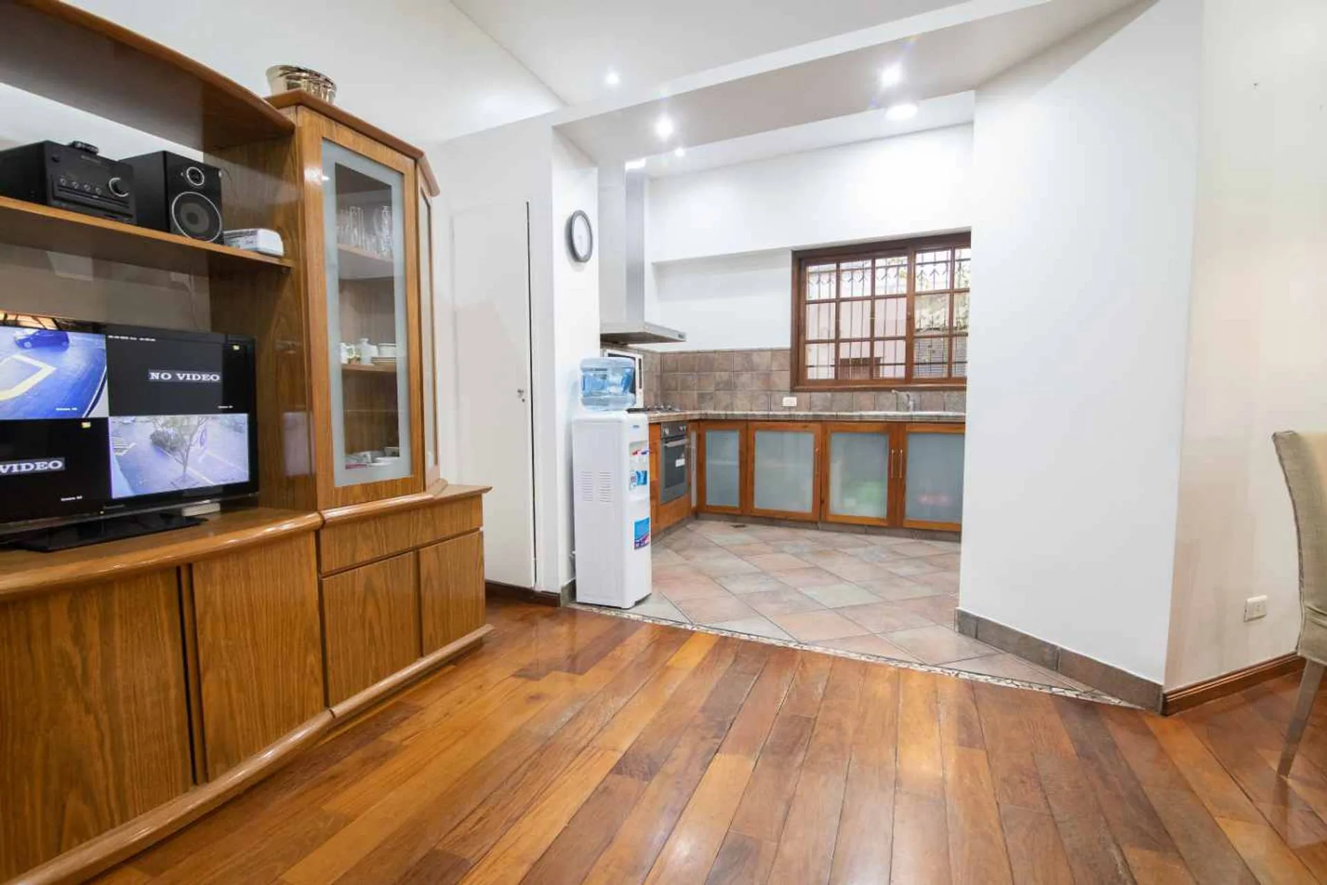VENTA CASA 6 amb. LOPTE PROPIO cTERRAZA CABALLITO foto 2