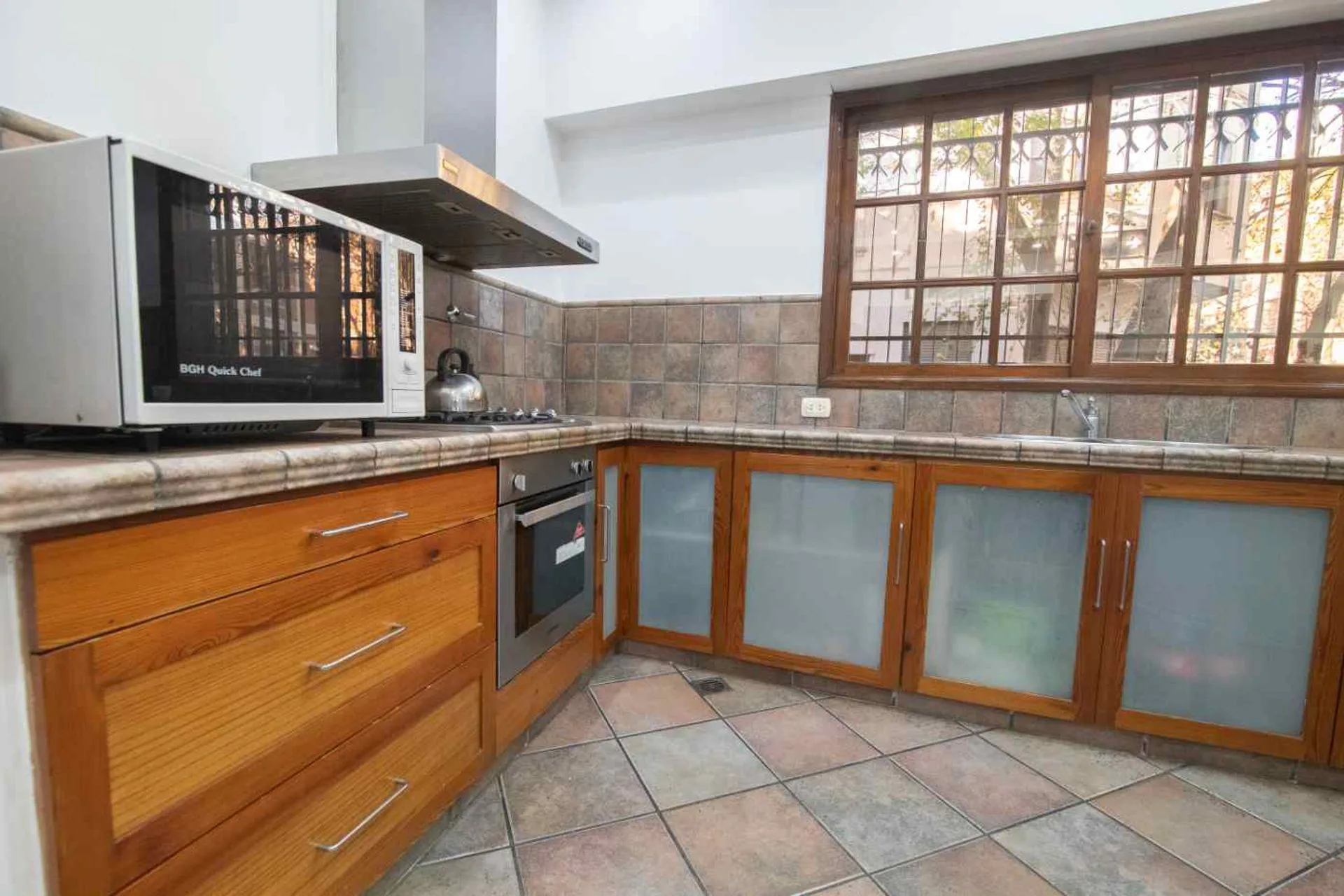 VENTA CASA 6 amb. LOPTE PROPIO cTERRAZA CABALLITO foto 3