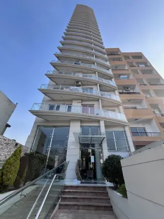 DEPTO 4 AMB EN TORRE foto 2