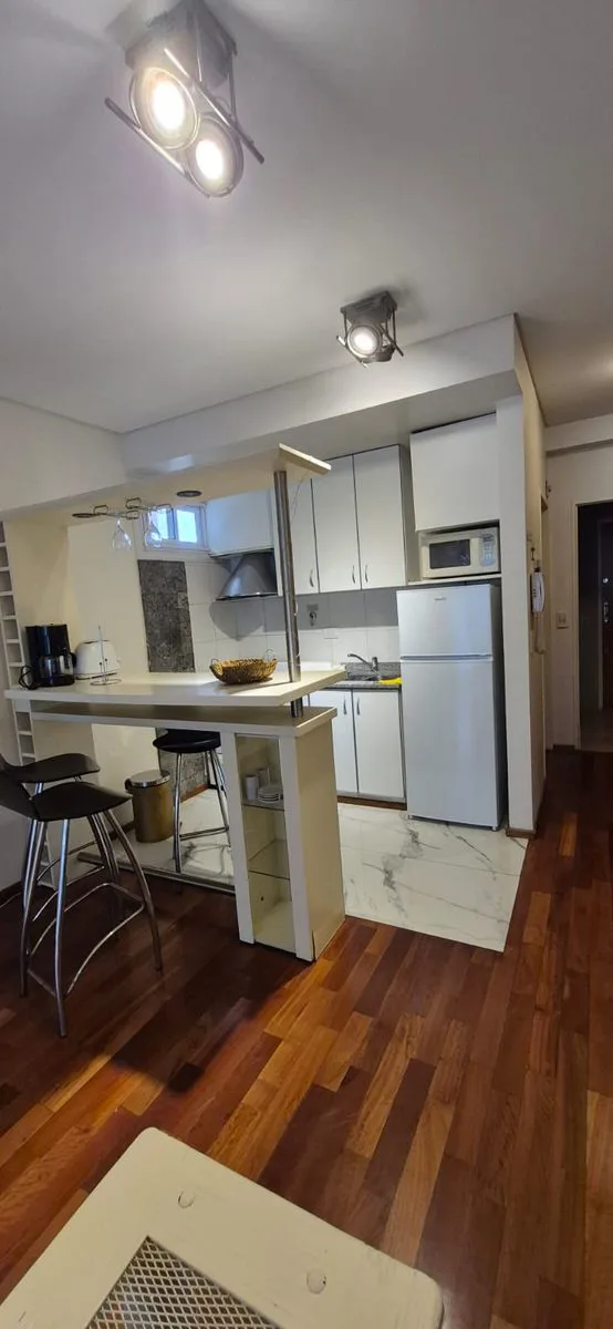 Studio apartment in Palermo – photo 11 of 13
