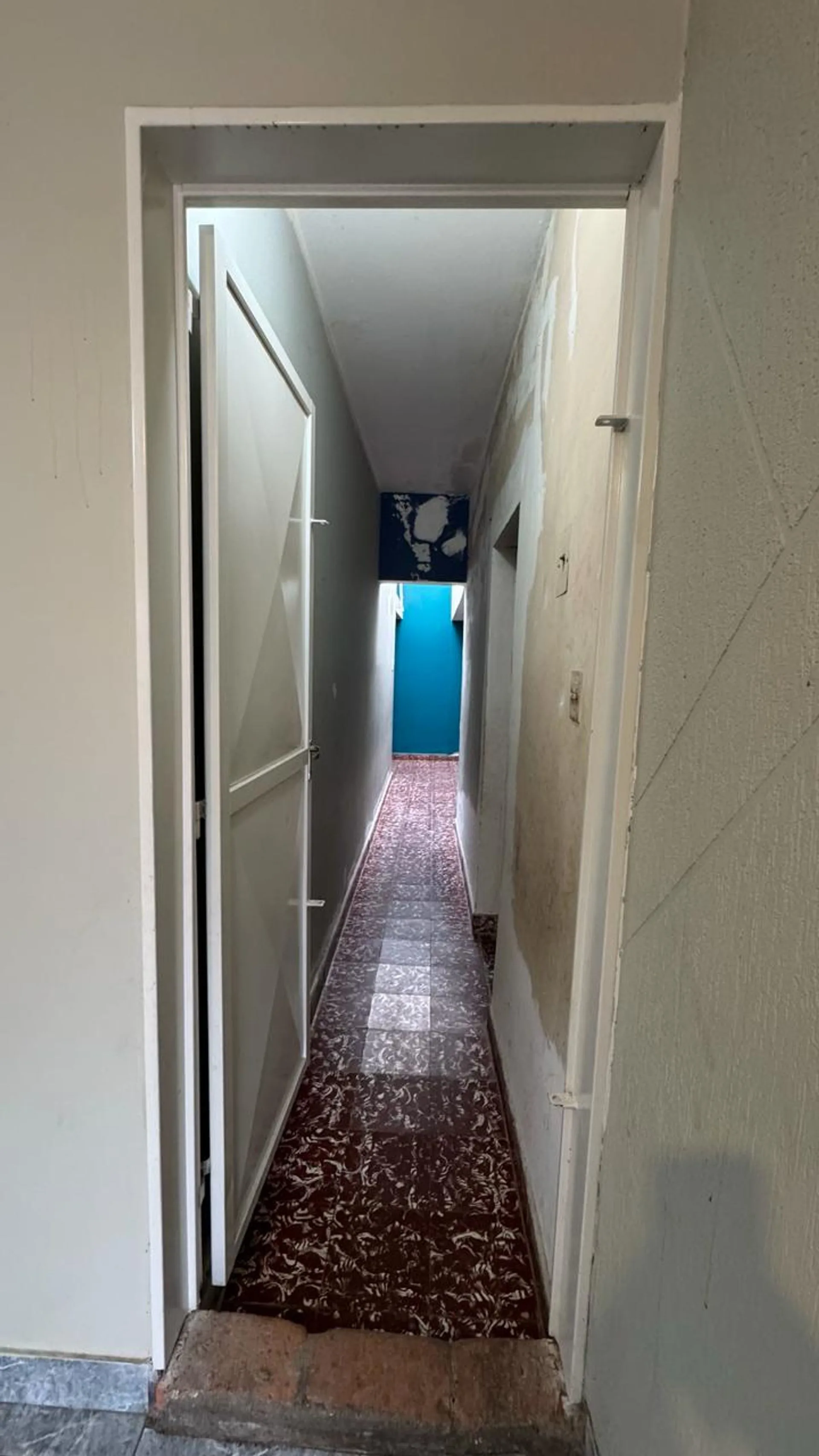 SE VENDE CASA 6 AMBIENTES, 4 HABITACIONES. foto 4