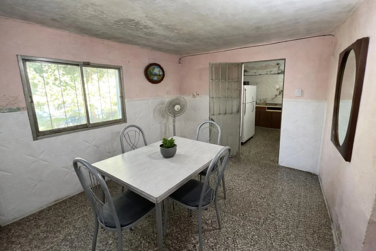 VENTA CASA A REFACCIONAR ZONA CENTRO SANTO TOMÉ foto 3