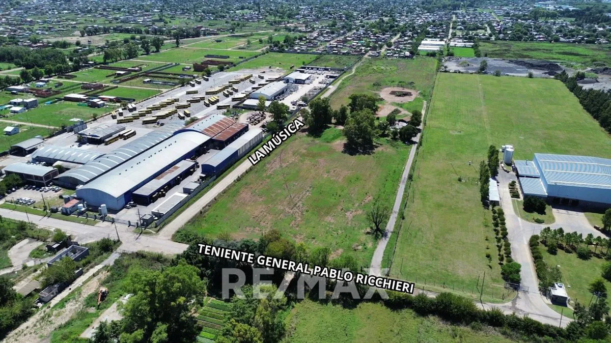 VENTA 5 HECTAREAS INDUSTRIALES MORENO foto 2