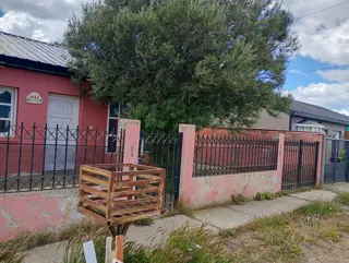 ALQUILER – CASA – B AEROPUERTO foto 2