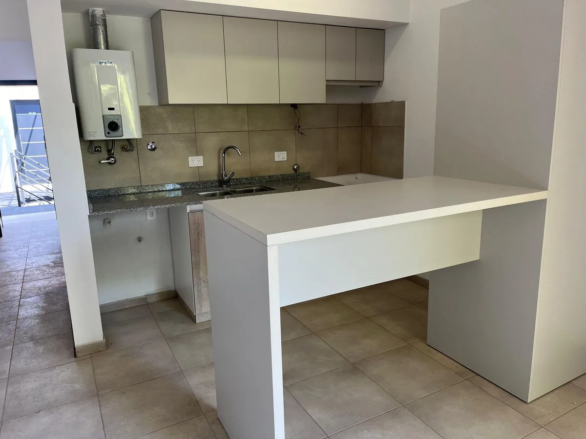ALQUILER. Dpto. de un dormitorio en barrio fomento foto 3