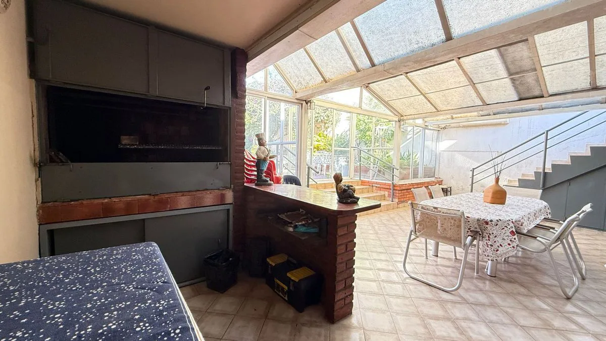 Casa 6 amb en venta VILLA Del PARQUE 2 coch jardin foto 3