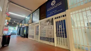 VENTA LOCAL COMERCIAL EN HAEDO CENTRO - UBICADO EN GALERÍA. foto 1