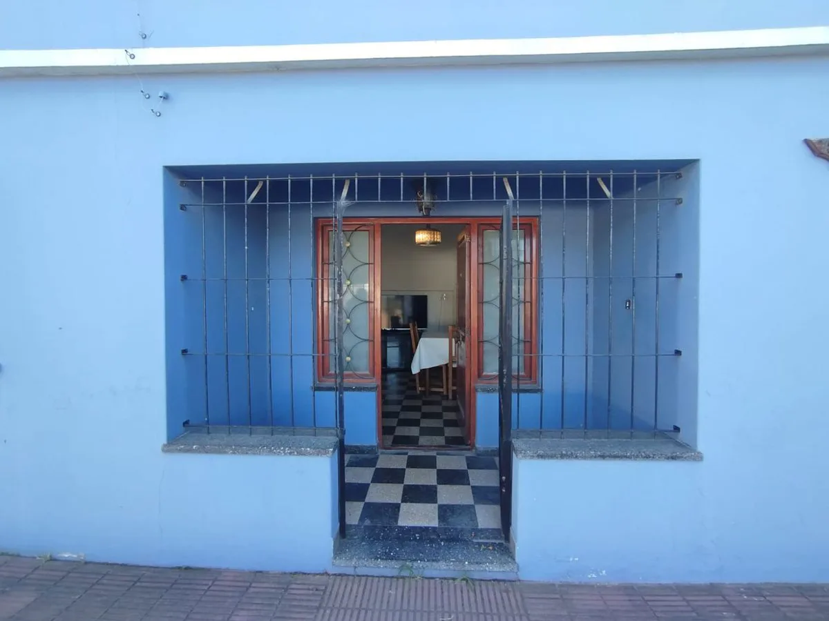 Propiedad con 4 unid. indep. Lote 500 m² Necochea foto 2