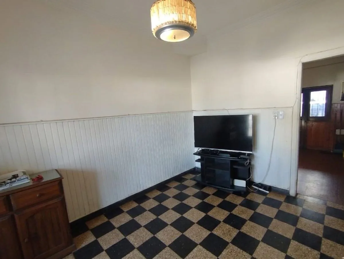 Propiedad con 4 unid. indep. Lote 500 m² Necochea foto 3