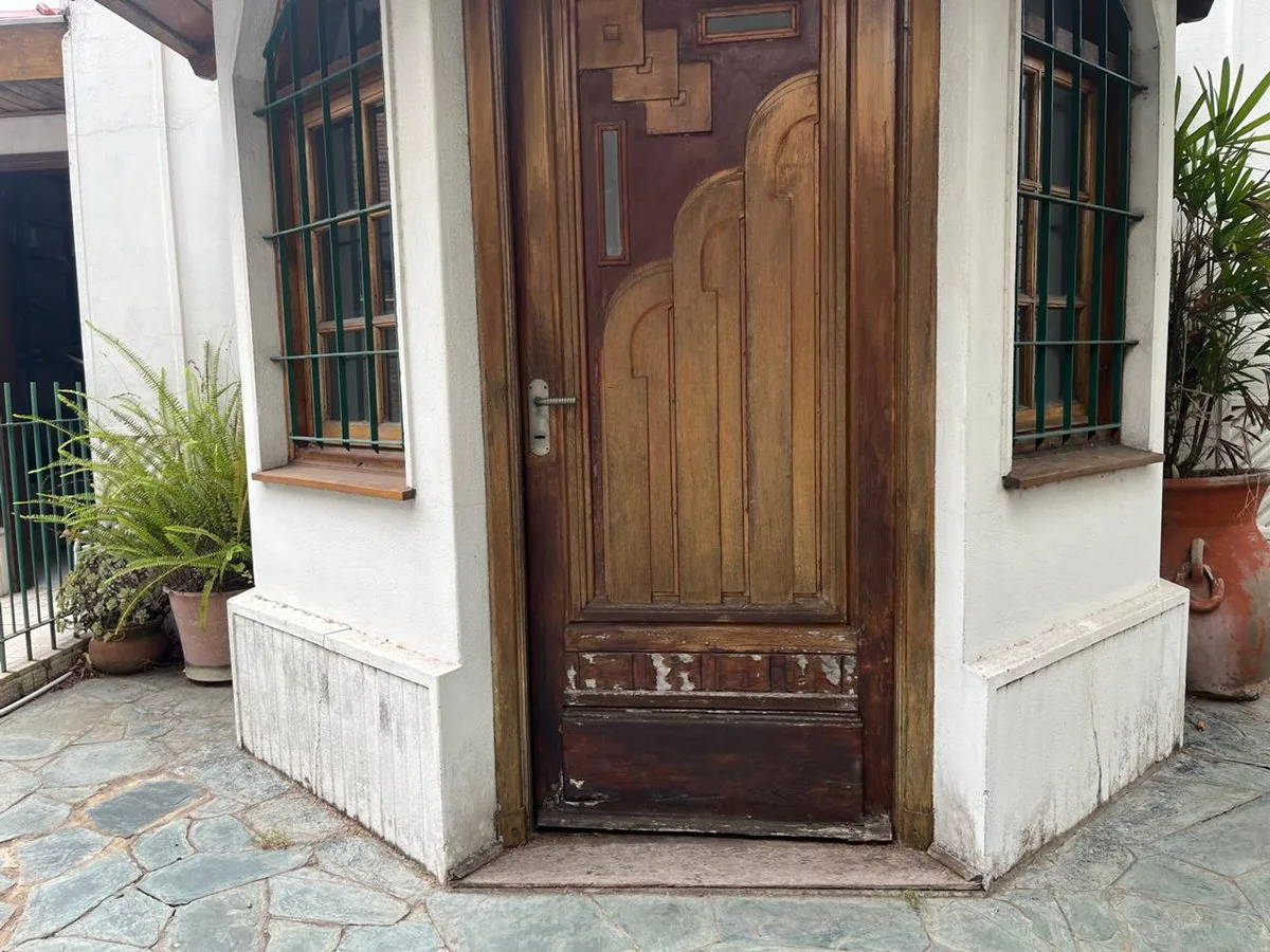 VENTA IMPORTANTE CASA DE ESTILO EN OLIVOS foto 3