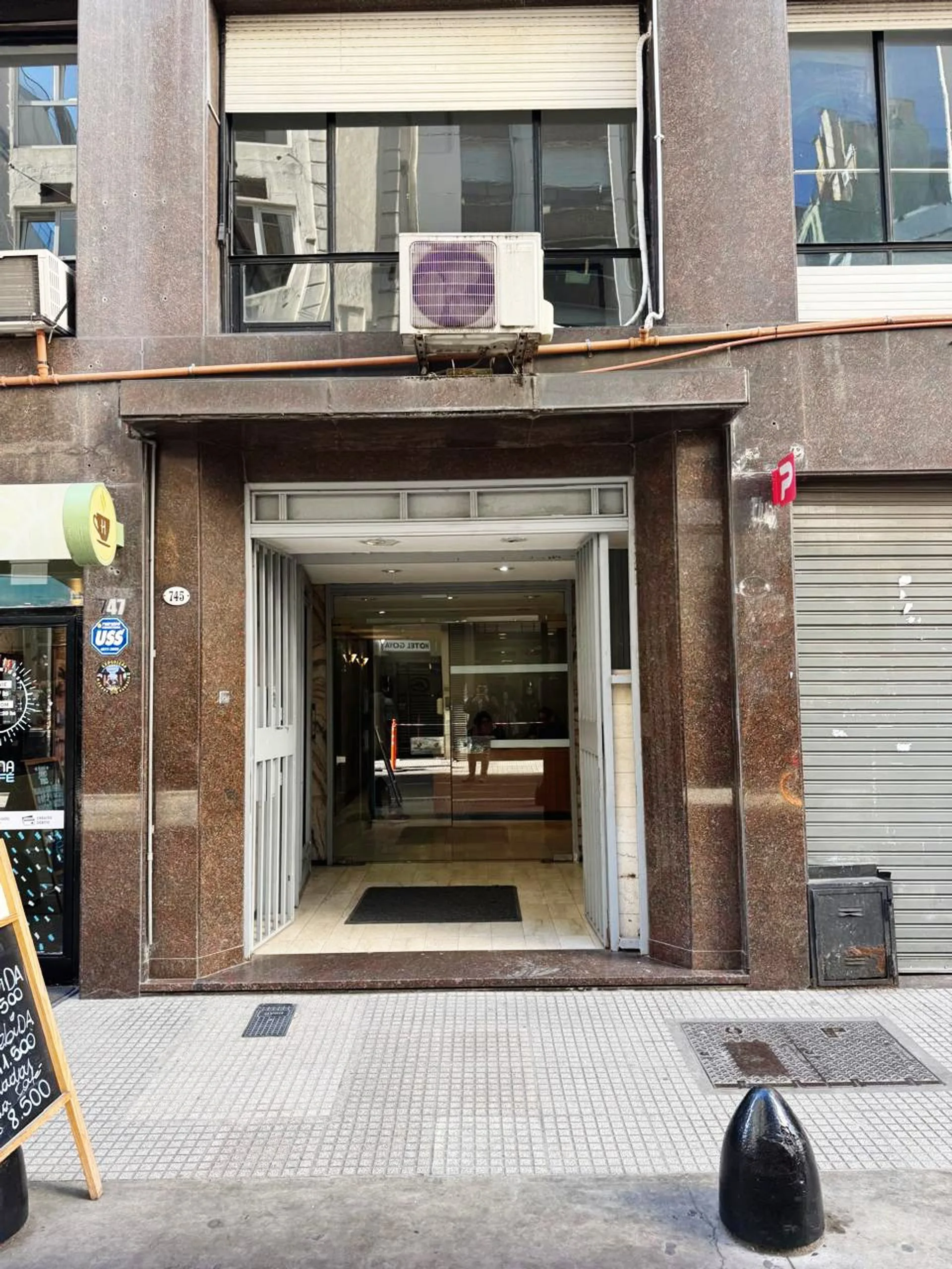 VENTA OFICINA 60 METROS CABA foto 2