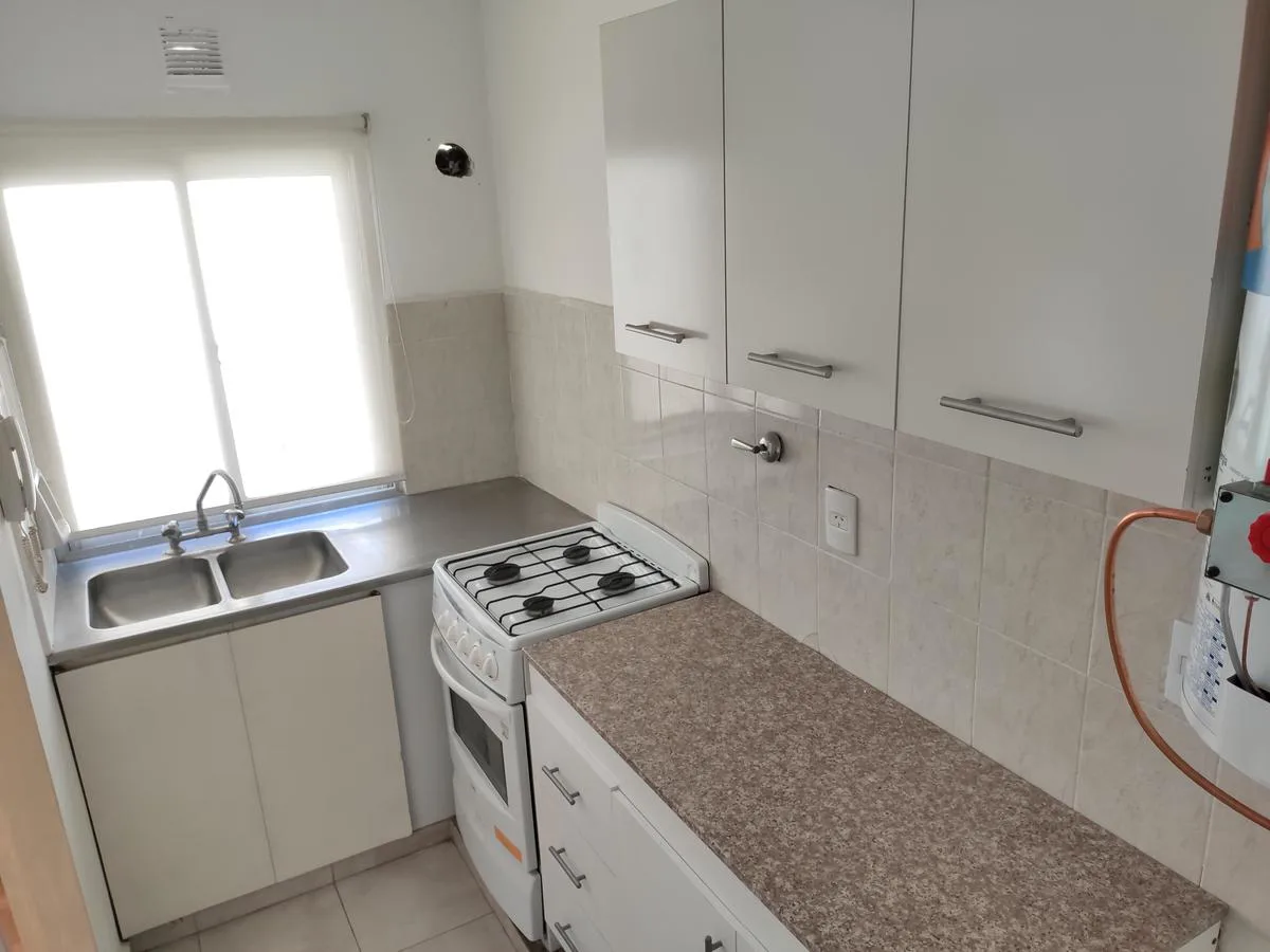 Departamento de un dormitorio en venta en Rosario. foto 4