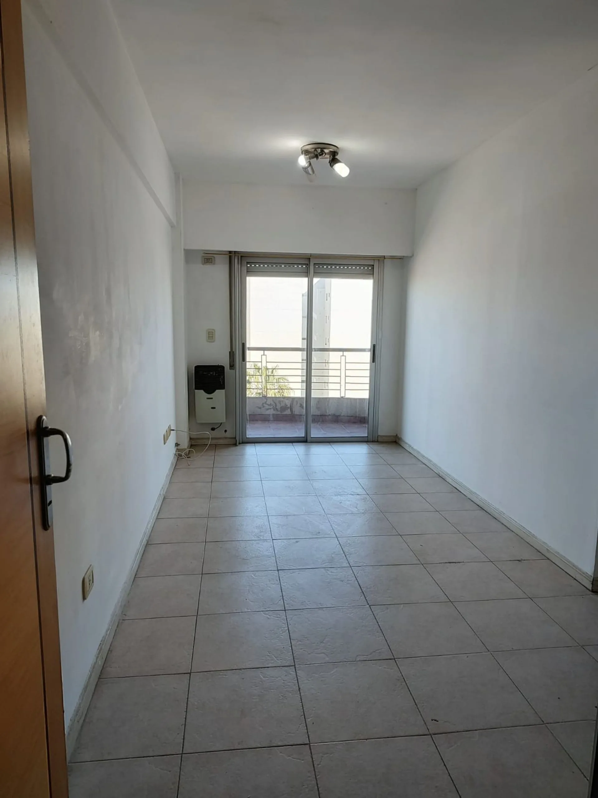 VENTA DEPARTAMENTO 2 AMBIENTES MORON foto 4