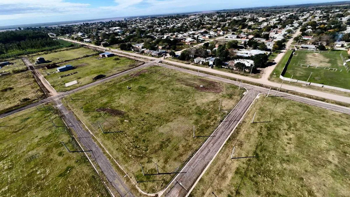 VENTA LOTE 360 m2 - Loteo Velazquez - Ramallo foto 2
