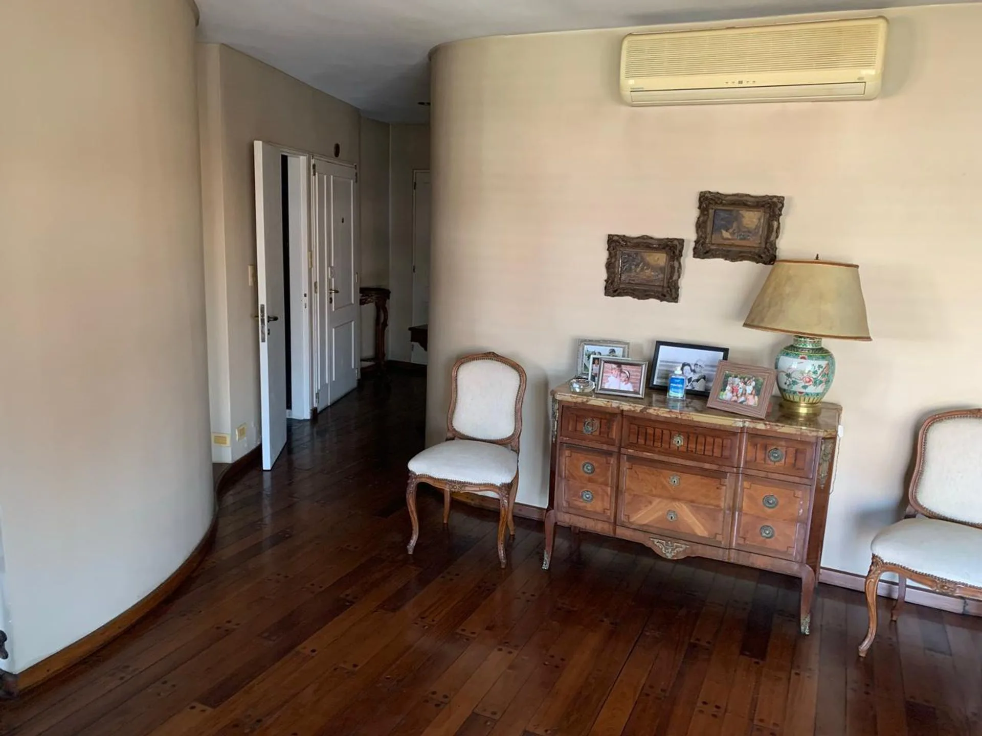 Departamento en venta en Avenida Sarmiento 353 foto 3