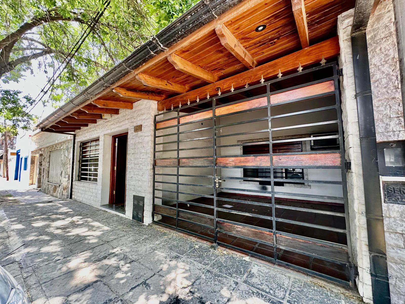 Garzón 600 - Casa de dos dormitorios en venta- Belgrano Rosario foto 2