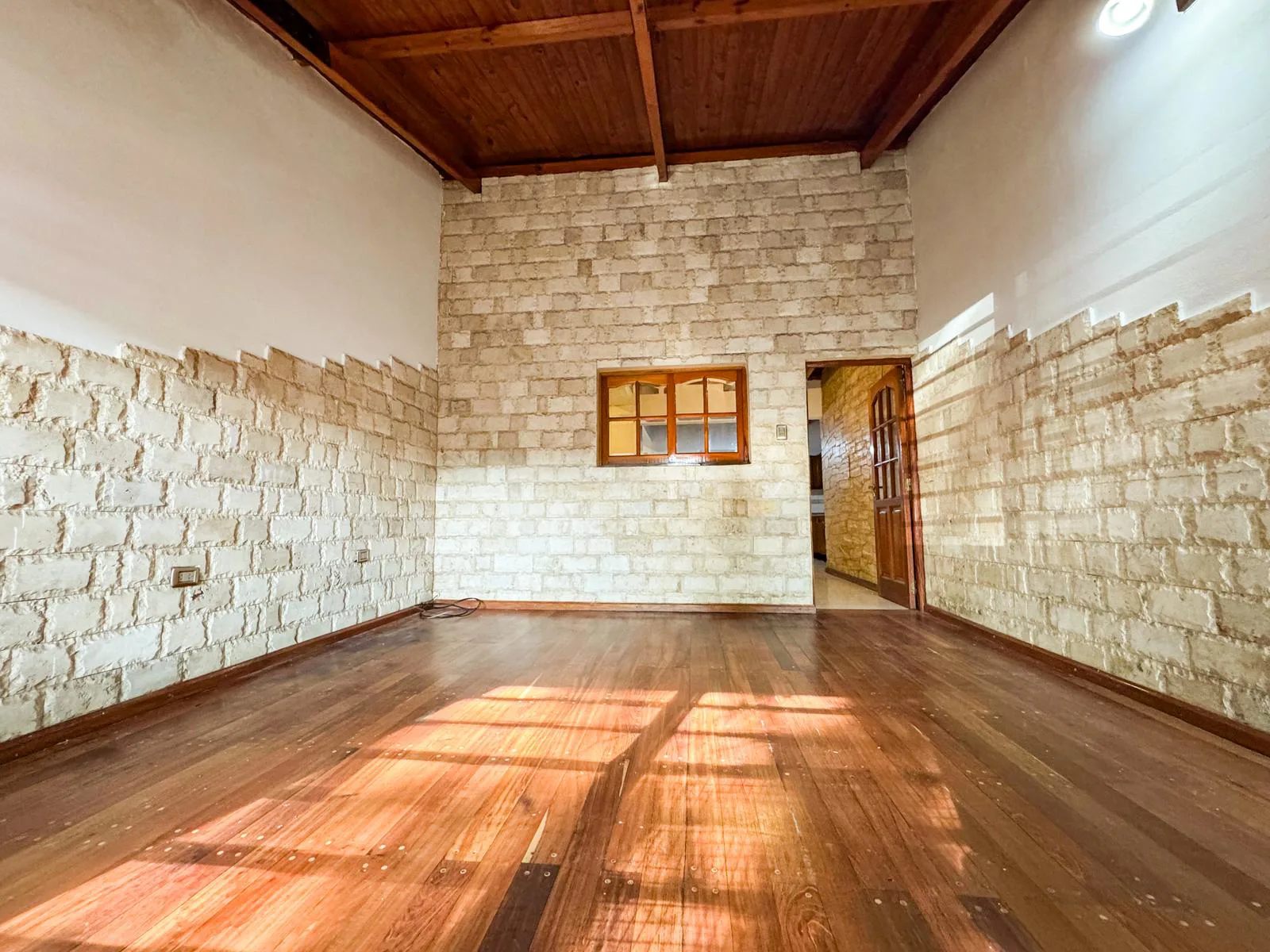 Garzón 600 - Casa de dos dormitorios en venta- Belgrano Rosario foto 4