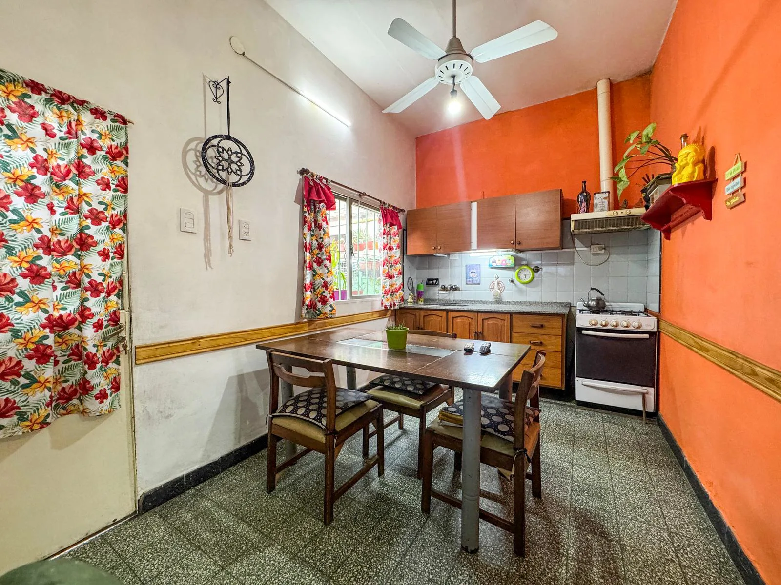 Pje Cortes y Avellaneda - 2 Casas en  venta - Rosario Echesortu foto 5