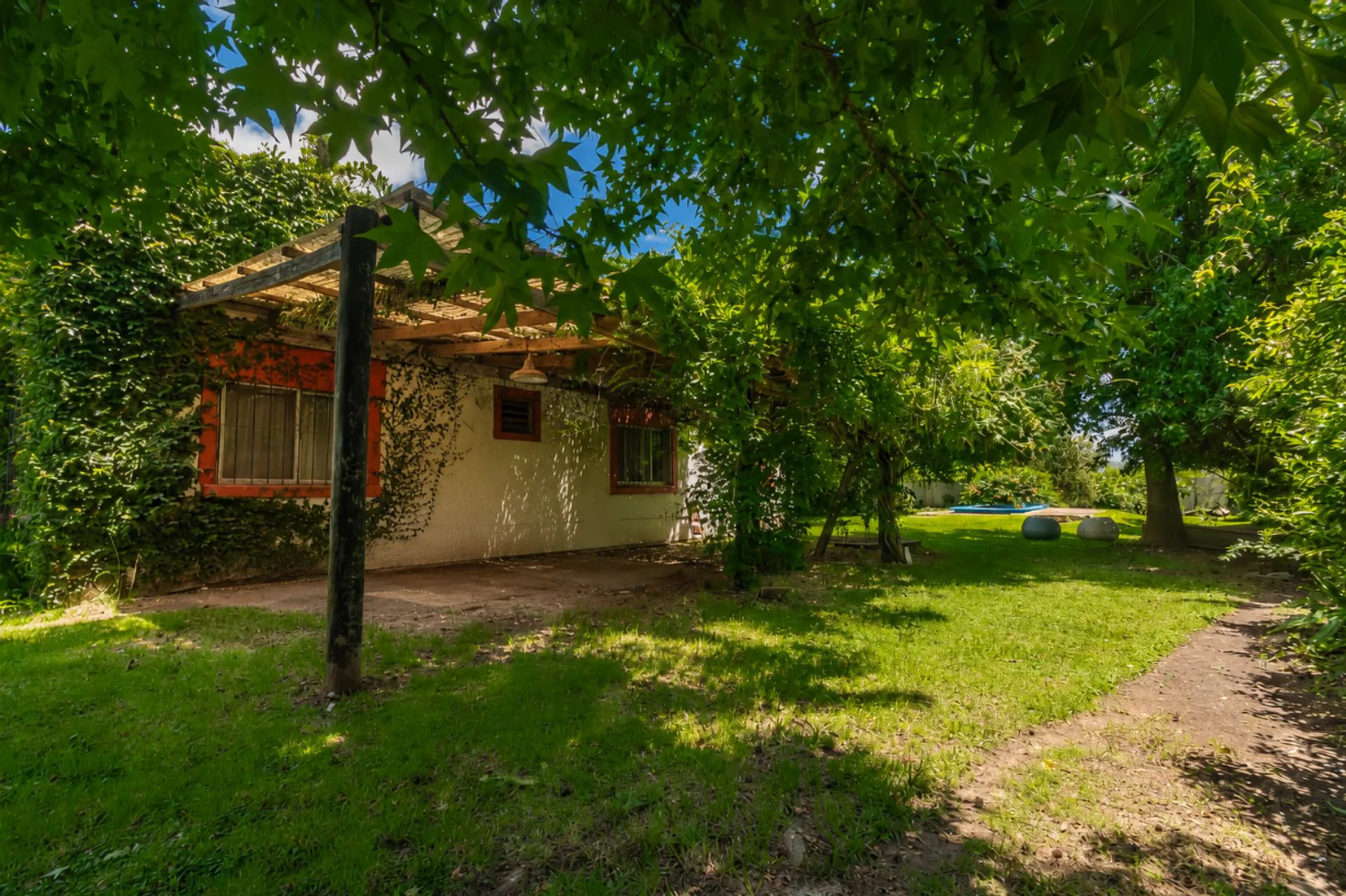 VENTA CASA A REFACCIONAR EN RINCON foto 2