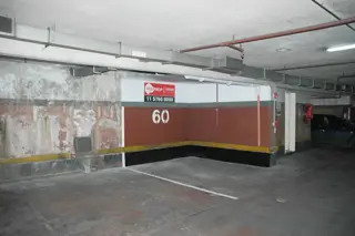 SAN NICOLAS, COCHERA, OPORTUNIDAD INVERSION , BAJO MANTENIMIENTO ,BUENASARTERIAS DE TRAFICO foto 3