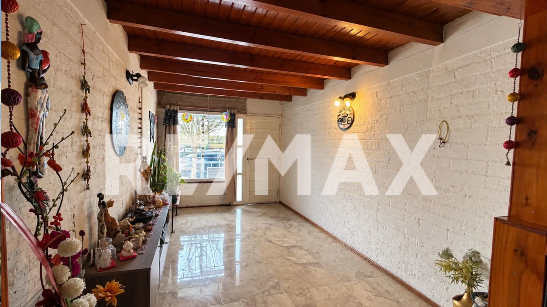 VENTA DUPLEX 3 DORMITORIOS CONFLUENCIA URBANA foto 3