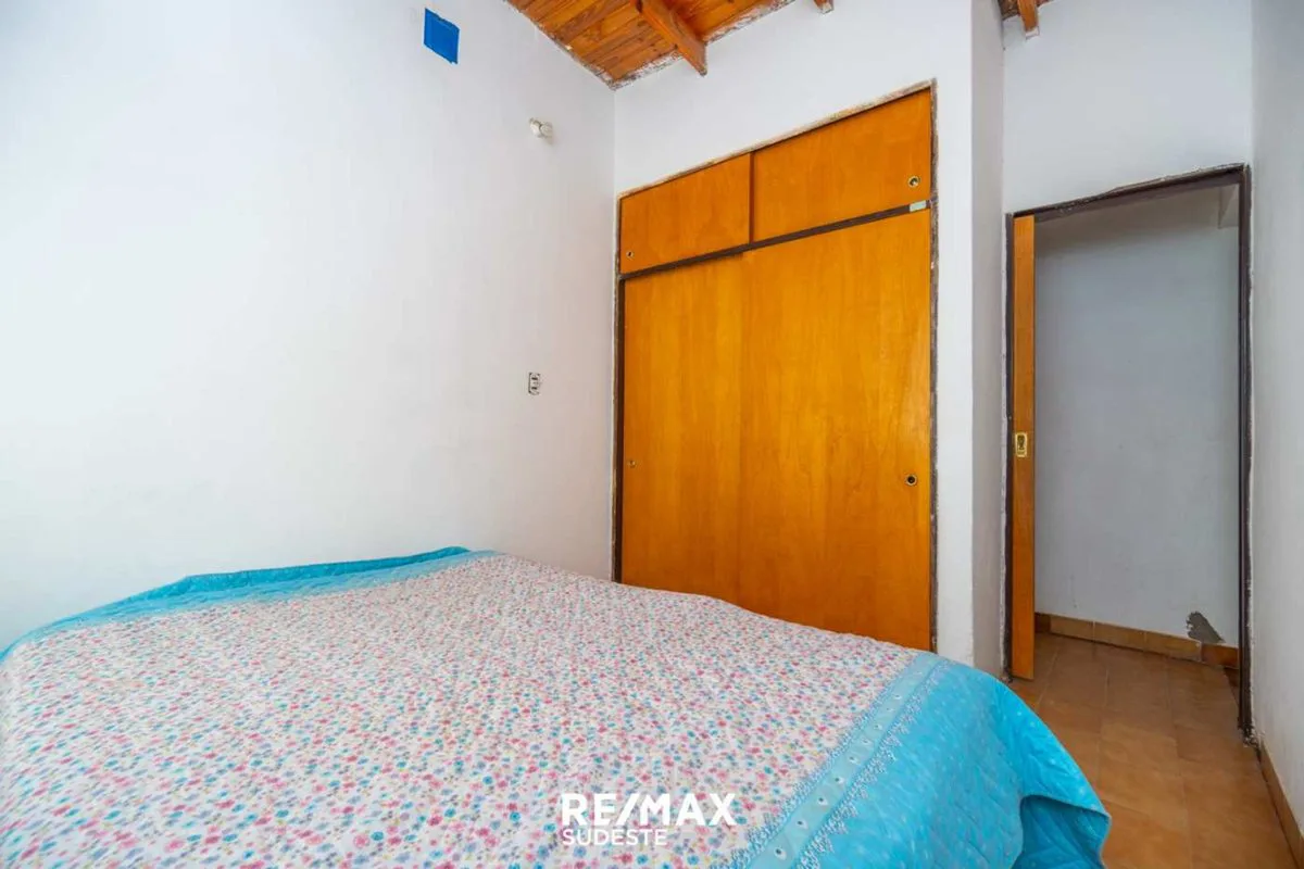 VENTA CASA TRES DORMITORIOS CON GARAGE Y PATIO foto 4