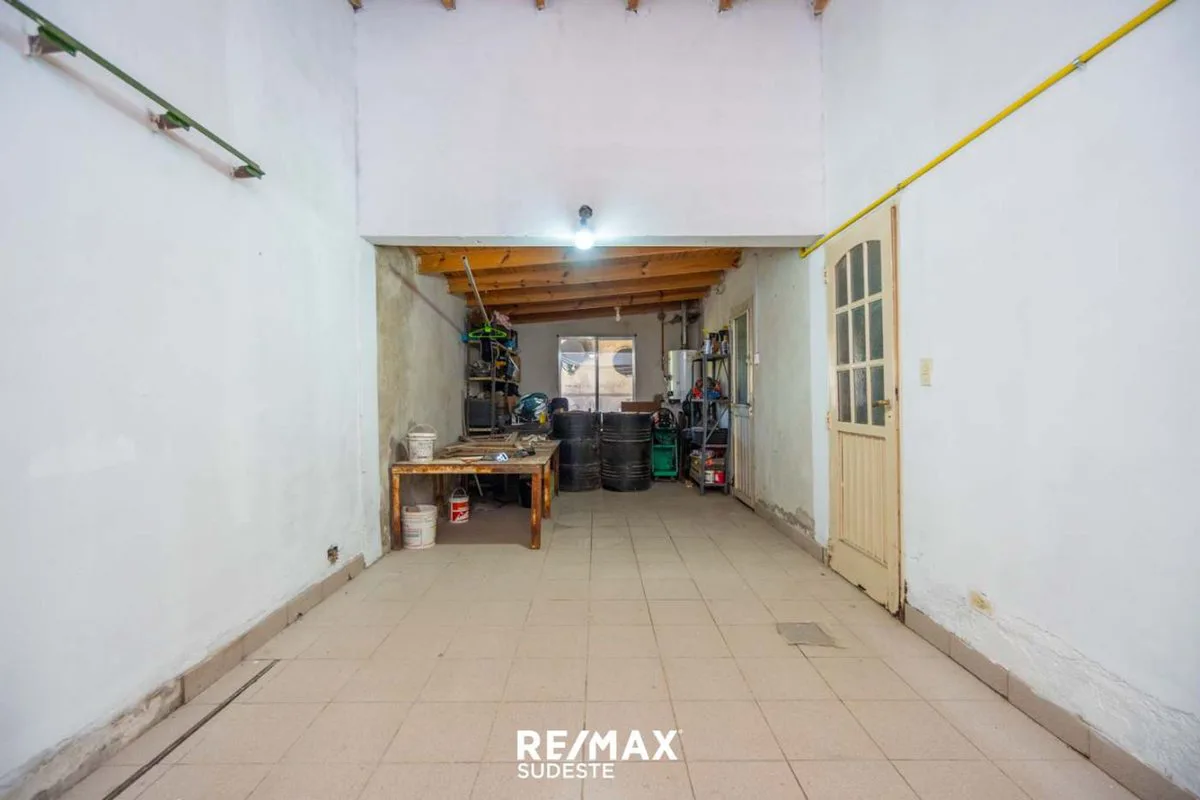 VENTA CASA TRES DORMITORIOS CON GARAGE Y PATIO foto 5