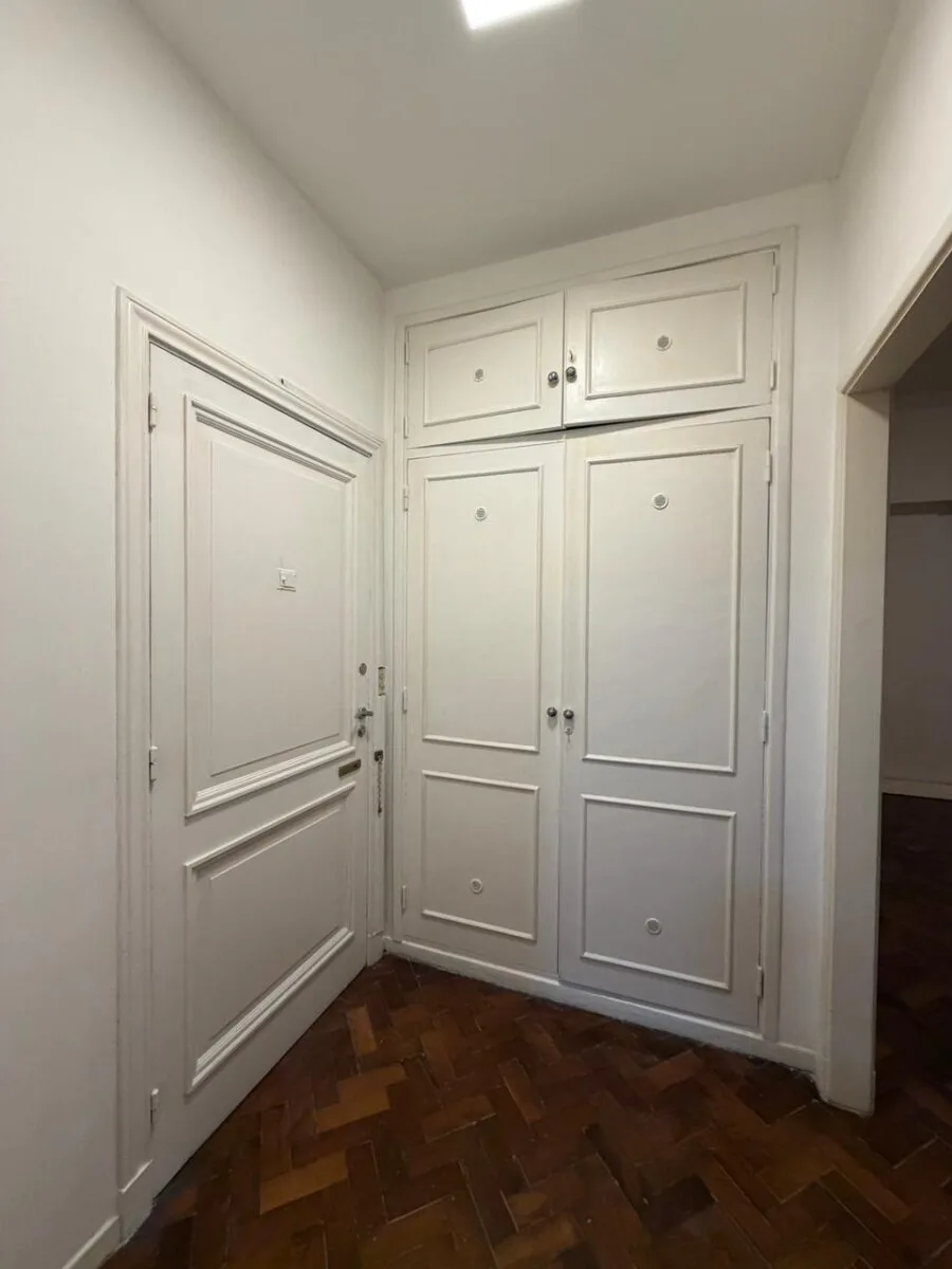 AMPLIO 2 AMBIENTES DE 50M2 EN ZONA OBELISCO – BUENA CALIDAD CONSTRUCTIVA foto 4
