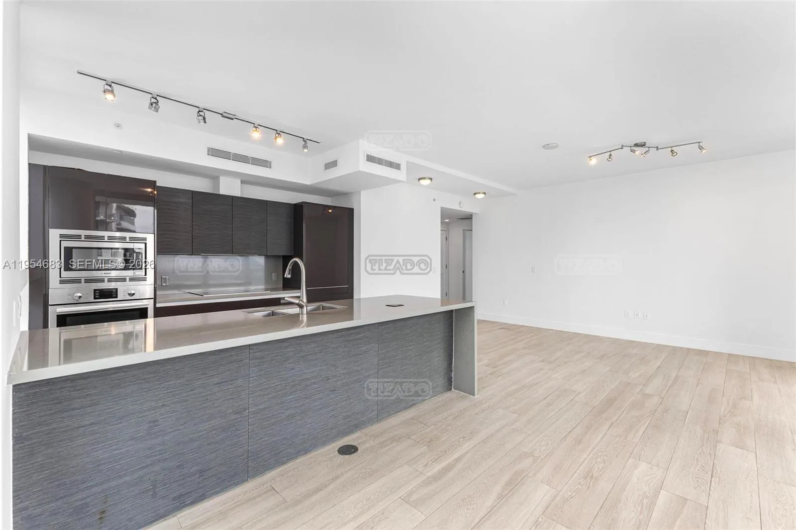 1080 Brickell Ave 1000 foto 4