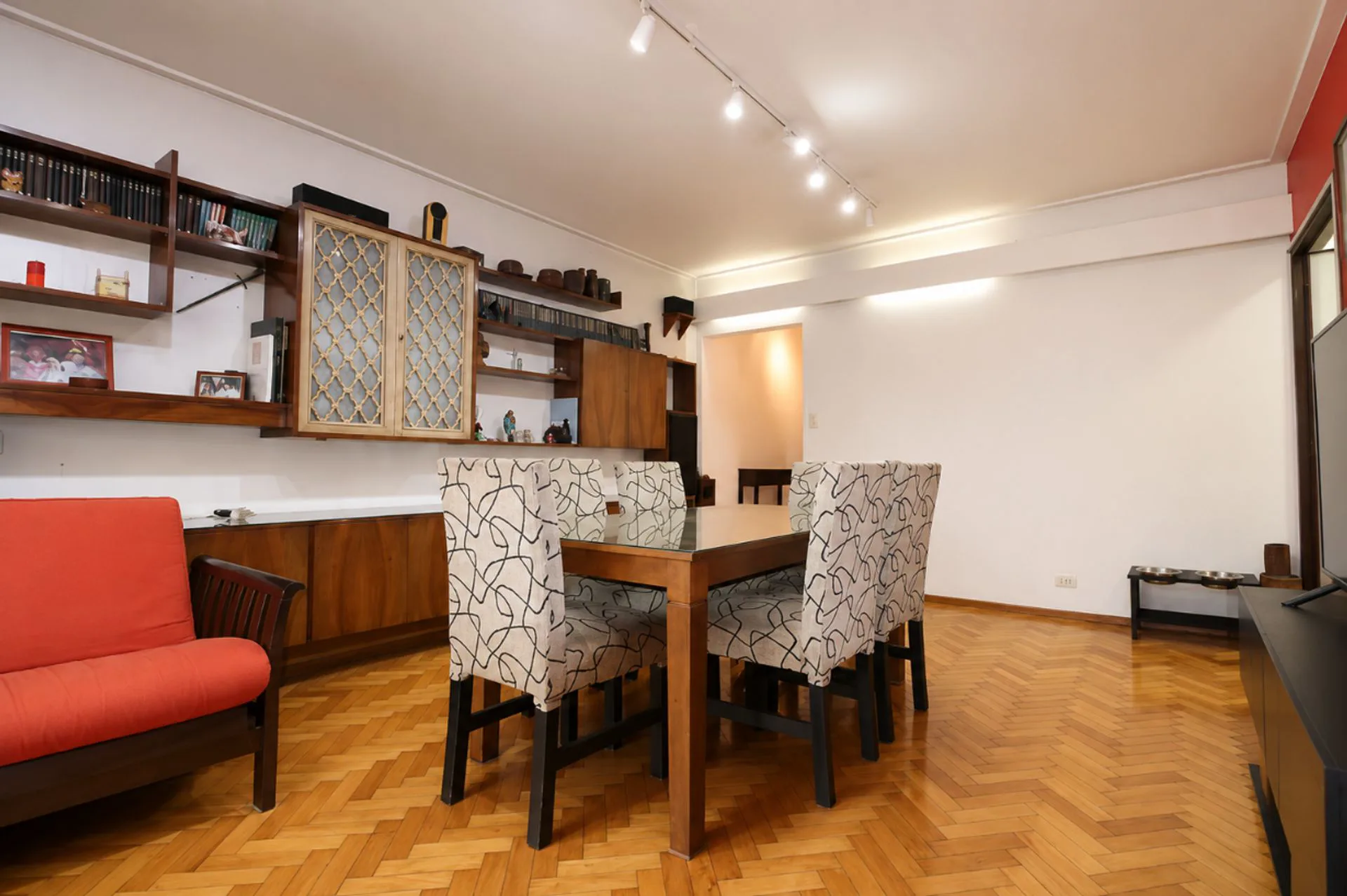 DEPARTAMENTO 4 AMBIENTES CON BALCON. foto 4