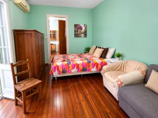 depto 3 amb amplio 1er piso por esc. BARRIO UADE foto 2