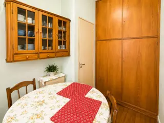 depto 3 amb amplio 1er piso por esc. BARRIO UADE foto 4