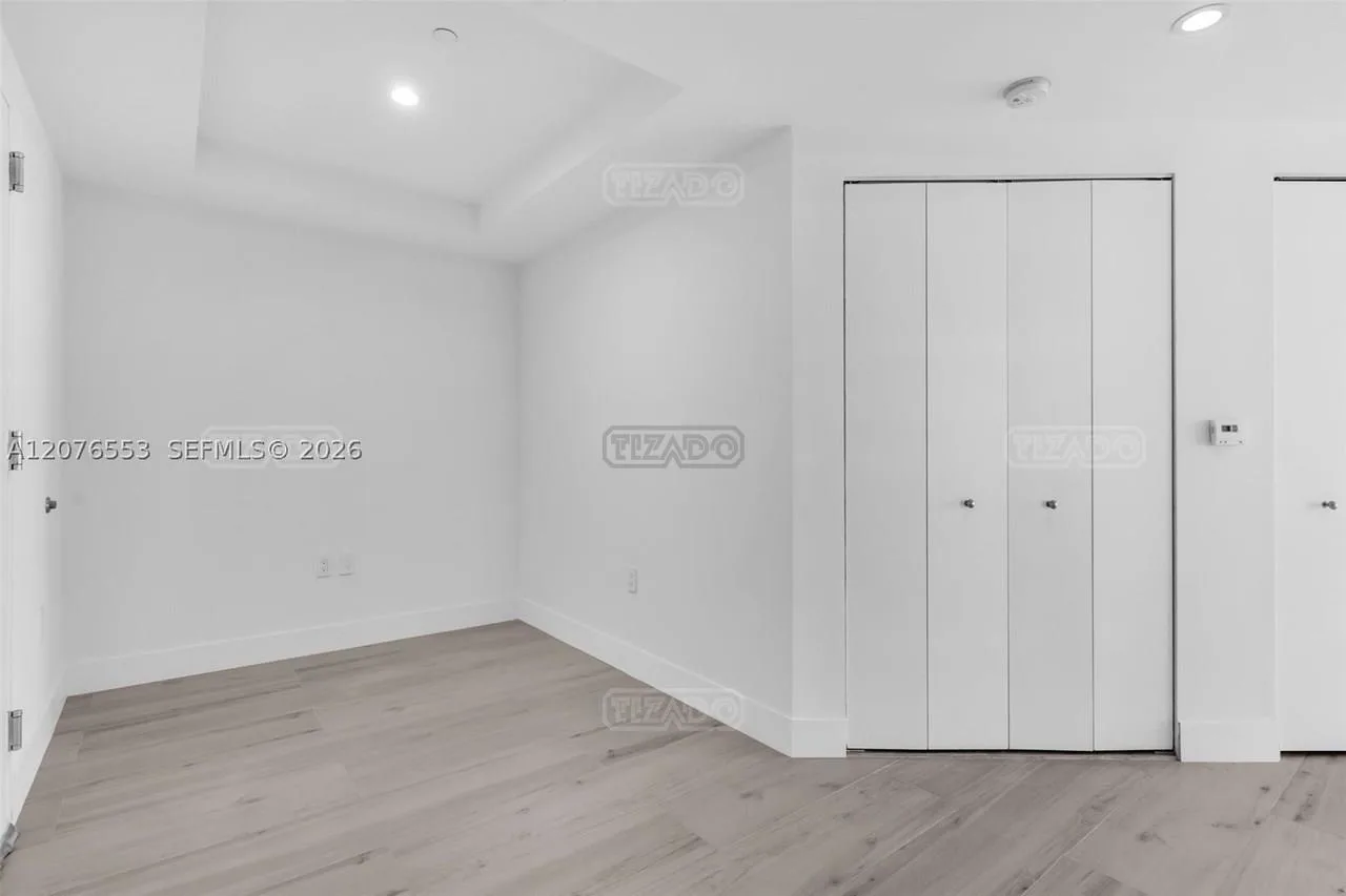 45 SW 9th #1706 foto 3